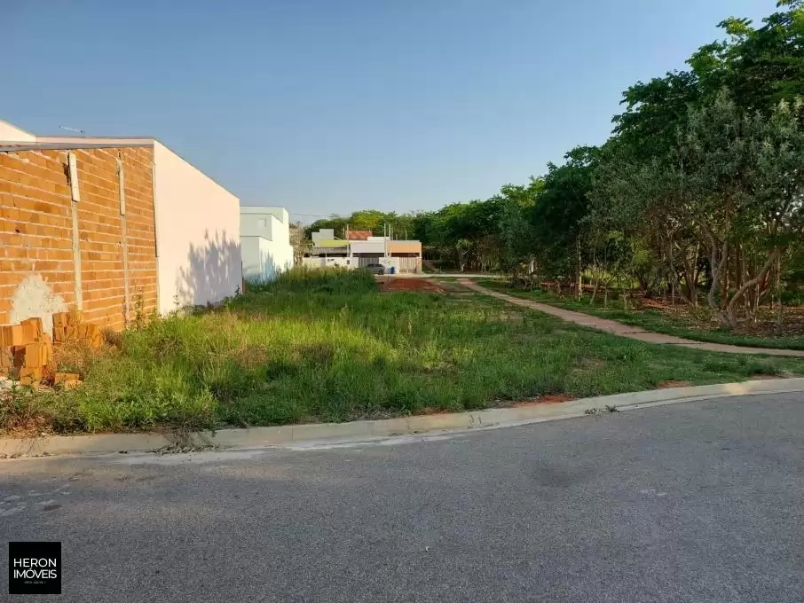 LOTES-.-S?O MIGUEL ARCANJO - SP-RESIDENCIAL VILA DAS FLORES